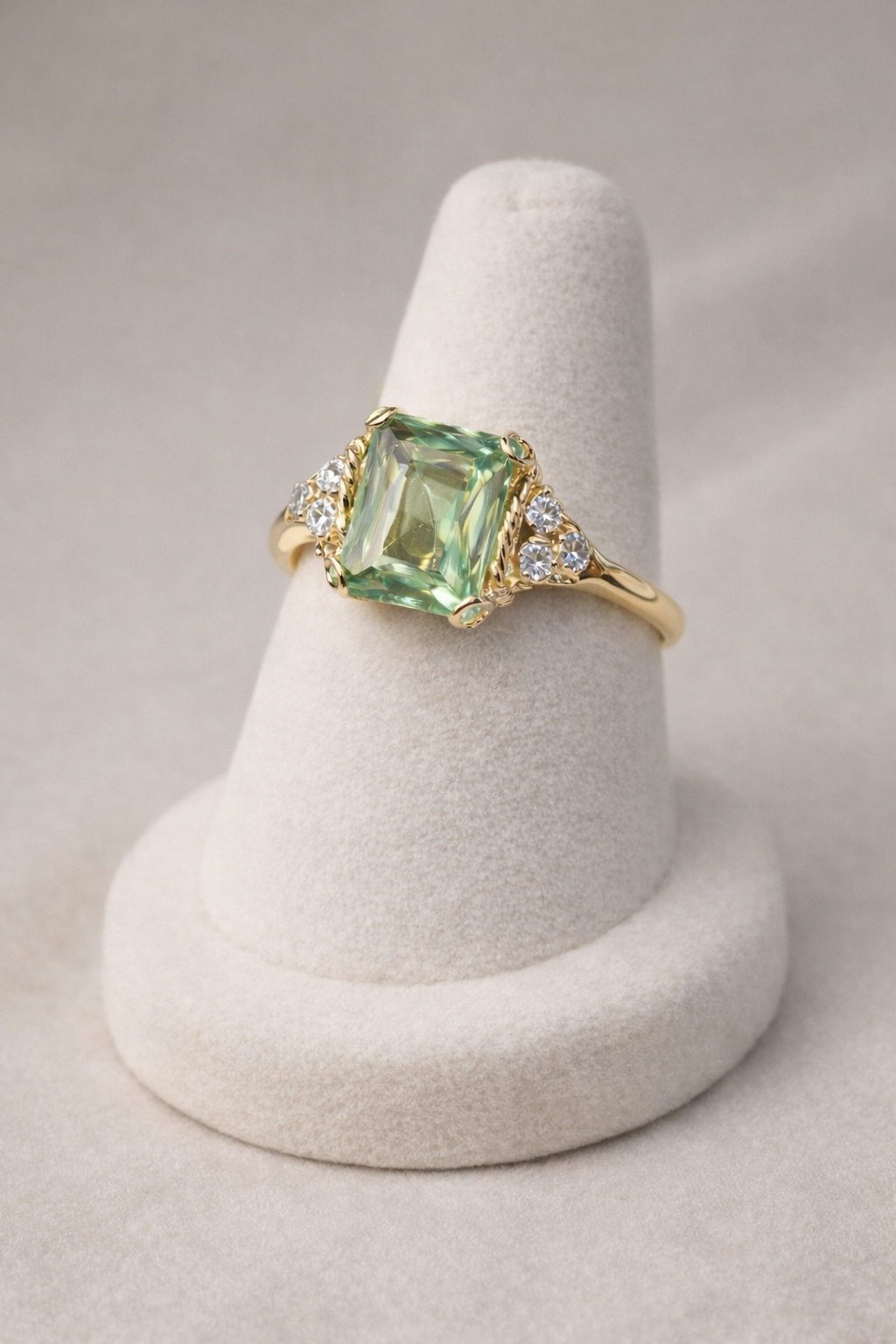 Bague en Or 18K avec une tourmaline