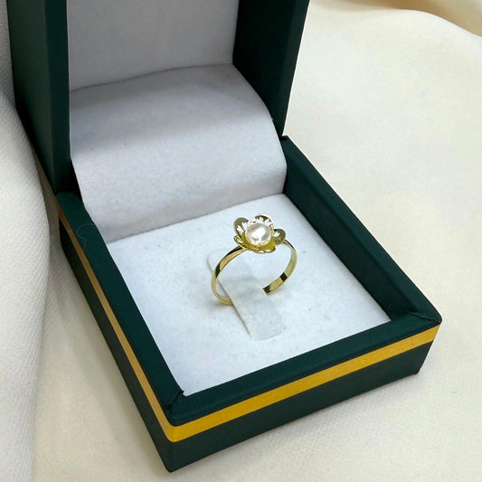 18k Gold Pearl Accent Ring – Unique One of a Kind
